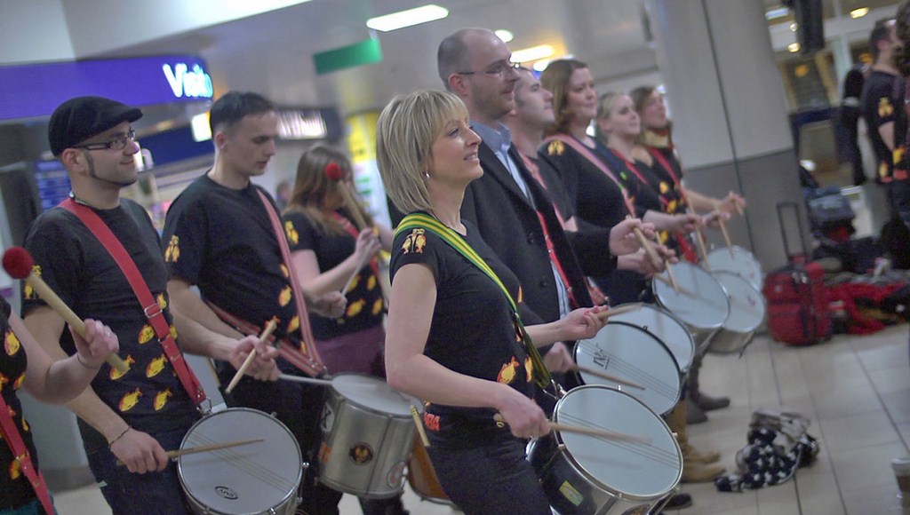 Glasgow Airport samba flashmob